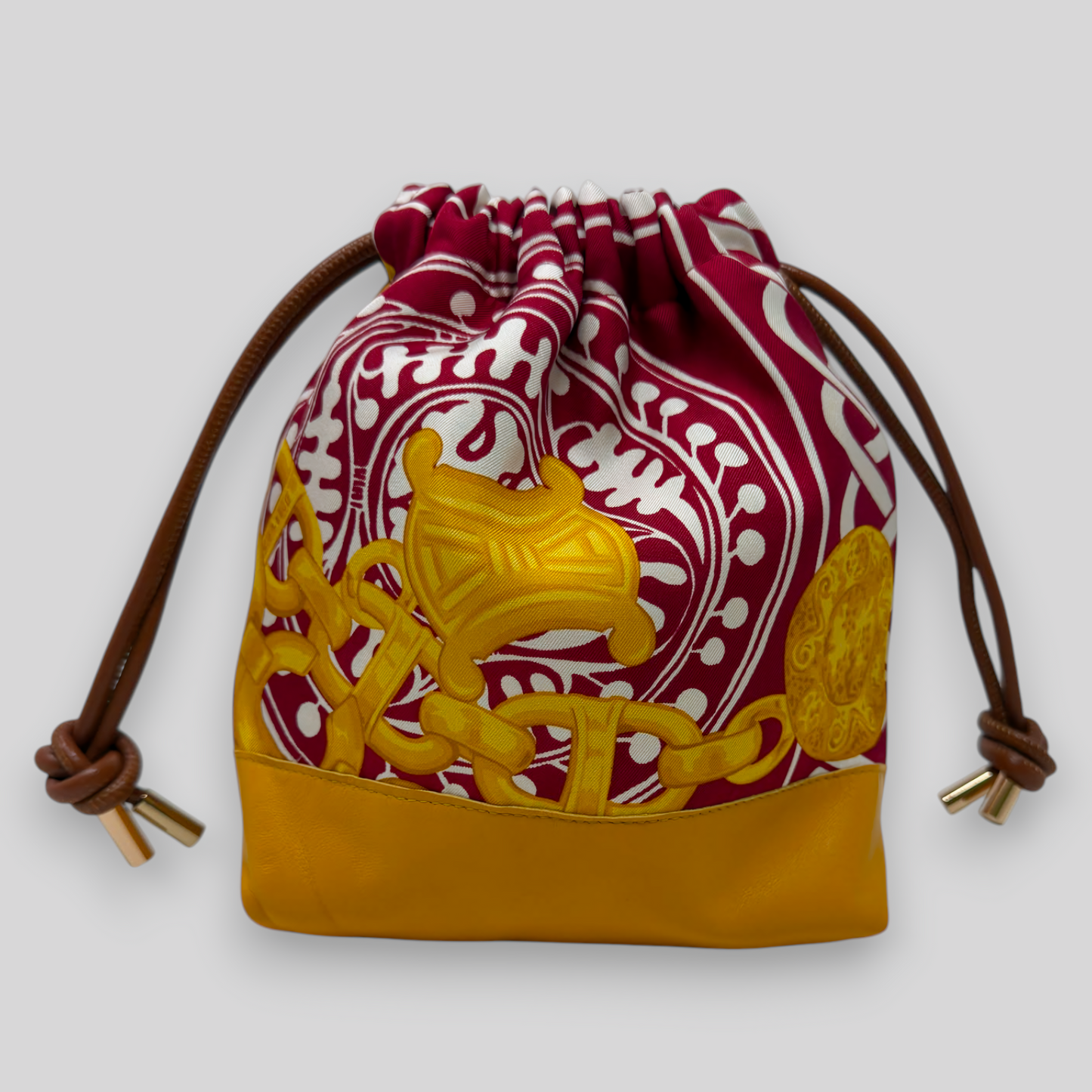 Burgundy Chain Silk 4 Editions