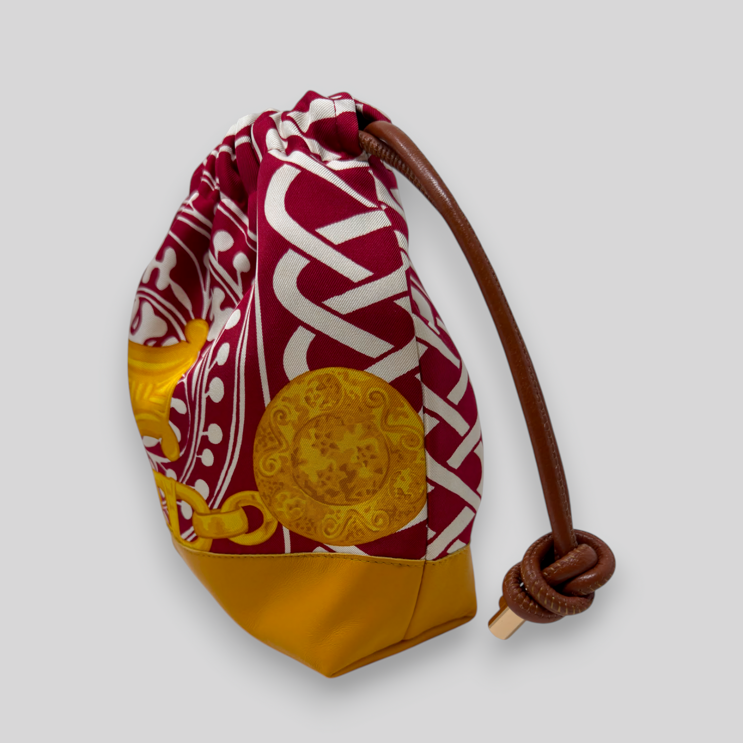 Burgundy Chain Silk 4 Editions
